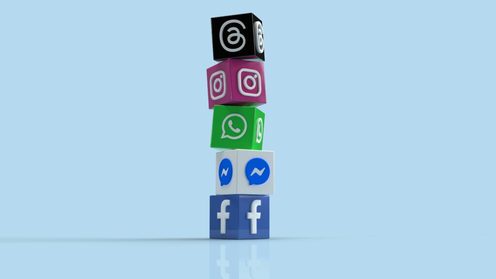 In-House vs Outsourced Social Media Management: Which Is Better for Your Business?